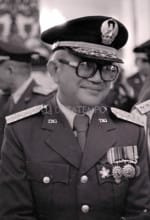 Kharis Suhud